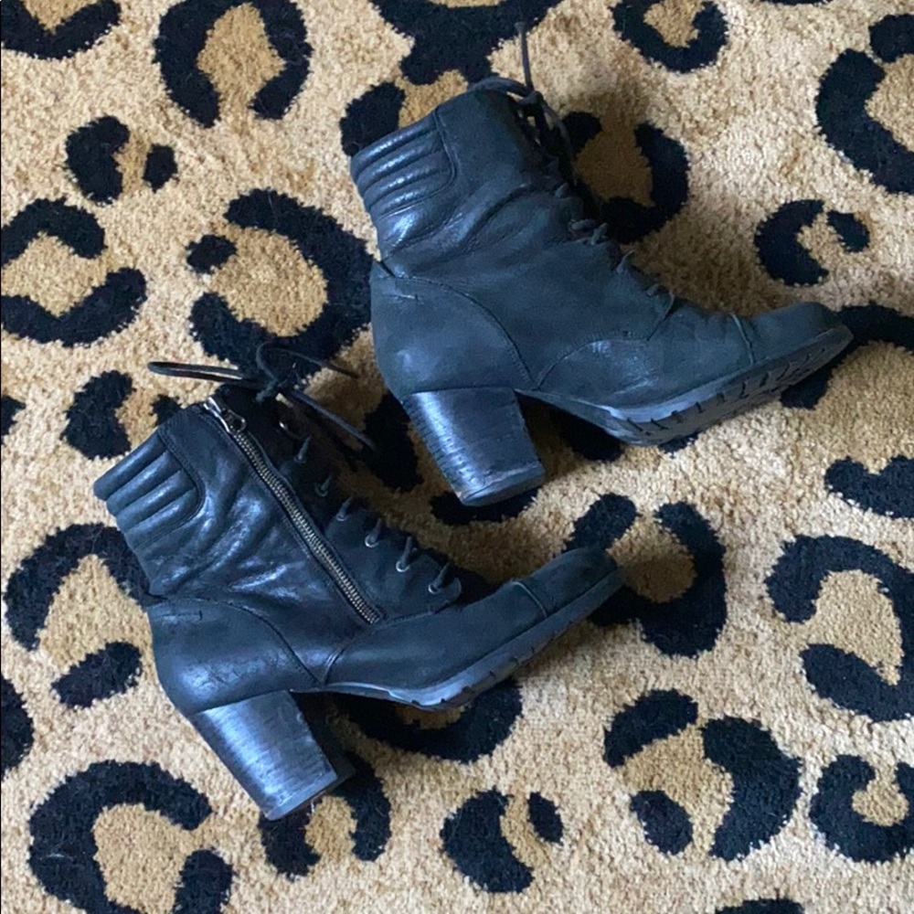 Clarks Mission Aston Ankle Boot